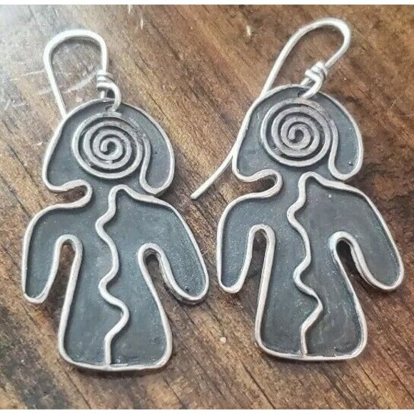 JULIE HOWISON Hand-Wrought Sterling Silver Round Spiral Girl/ WomenEarrings